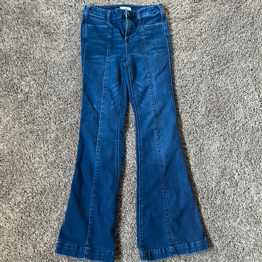 Altar’d State darker blue wash flare, denim / jeans